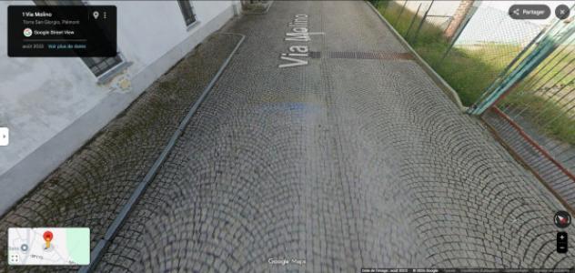 locale di sgombero in vendita a Torre San Giorgio