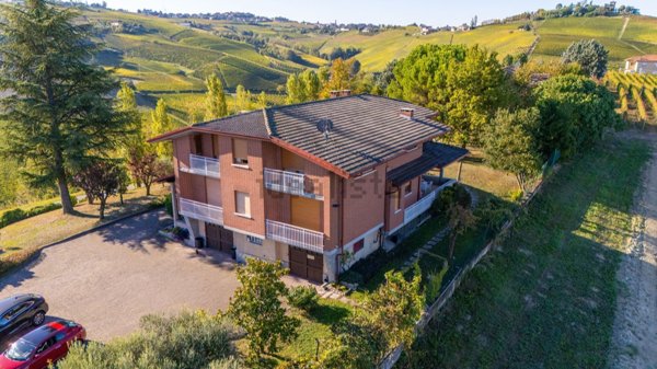 casa indipendente in vendita a Treiso