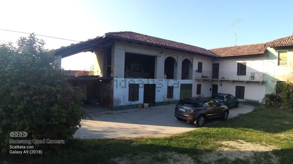 casale in vendita a Treiso