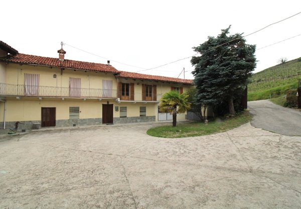 appartamento in vendita a Trezzo Tinella