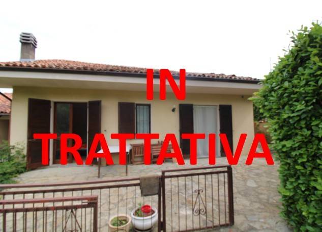 casa indipendente in vendita a Trezzo Tinella