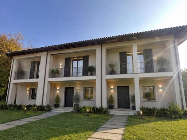 casa indipendente in vendita a Trezzo Tinella