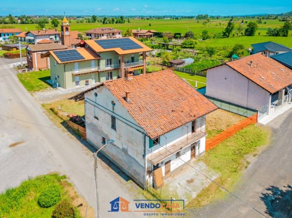 casa indipendente in vendita a Trinità