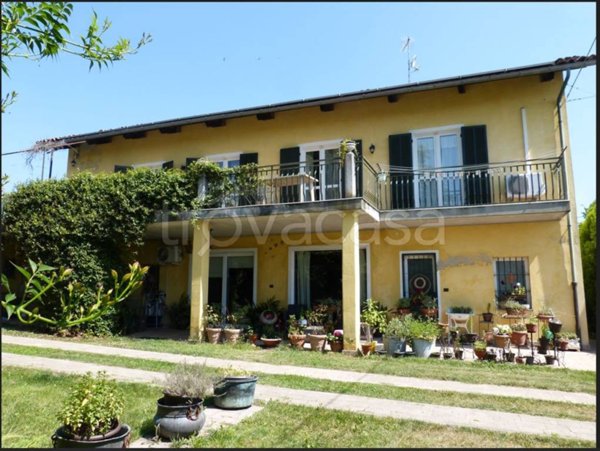 casa indipendente in vendita a Trinità
