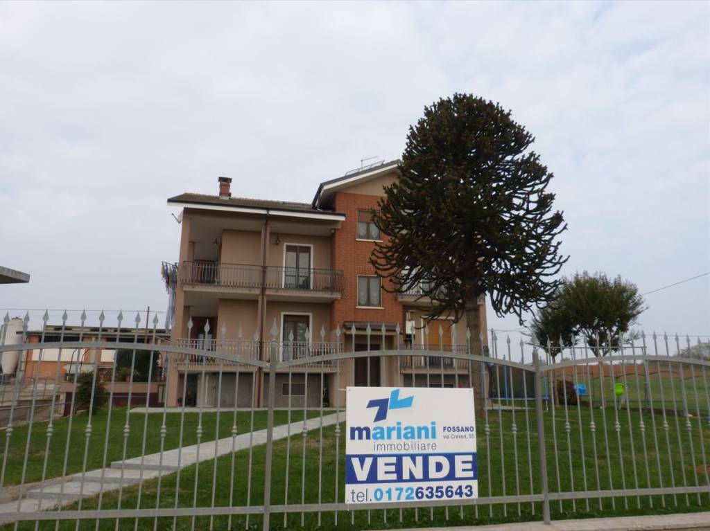 appartamento in vendita a Trinità