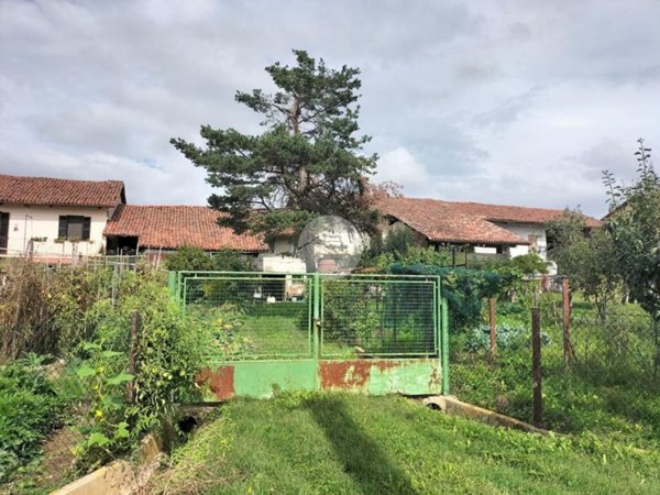 casa indipendente in vendita a Trinità