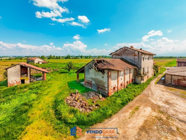 casa indipendente in vendita a Trinità