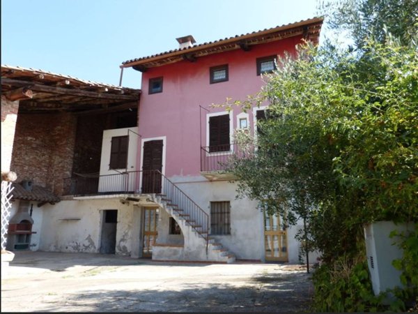 casa indipendente in vendita a Trinità