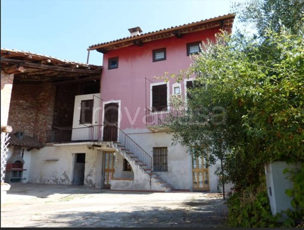 casa indipendente in vendita a Trinità
