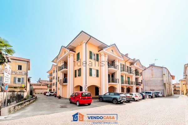 locale commerciale in vendita a Trinità