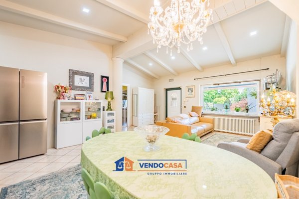 casa indipendente in vendita a Trinità