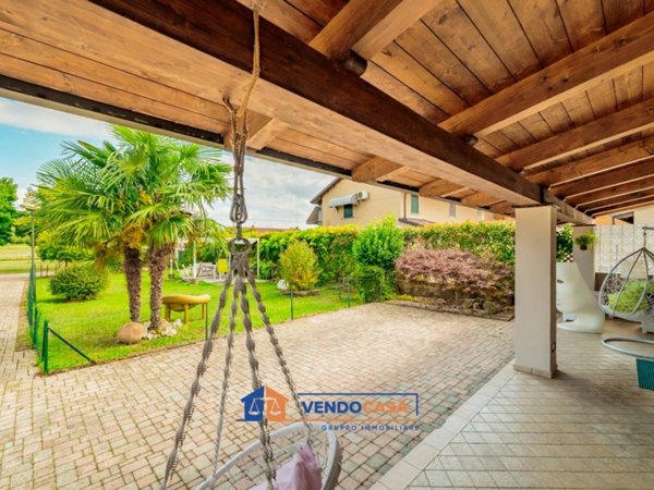 casa indipendente in vendita a Trinità