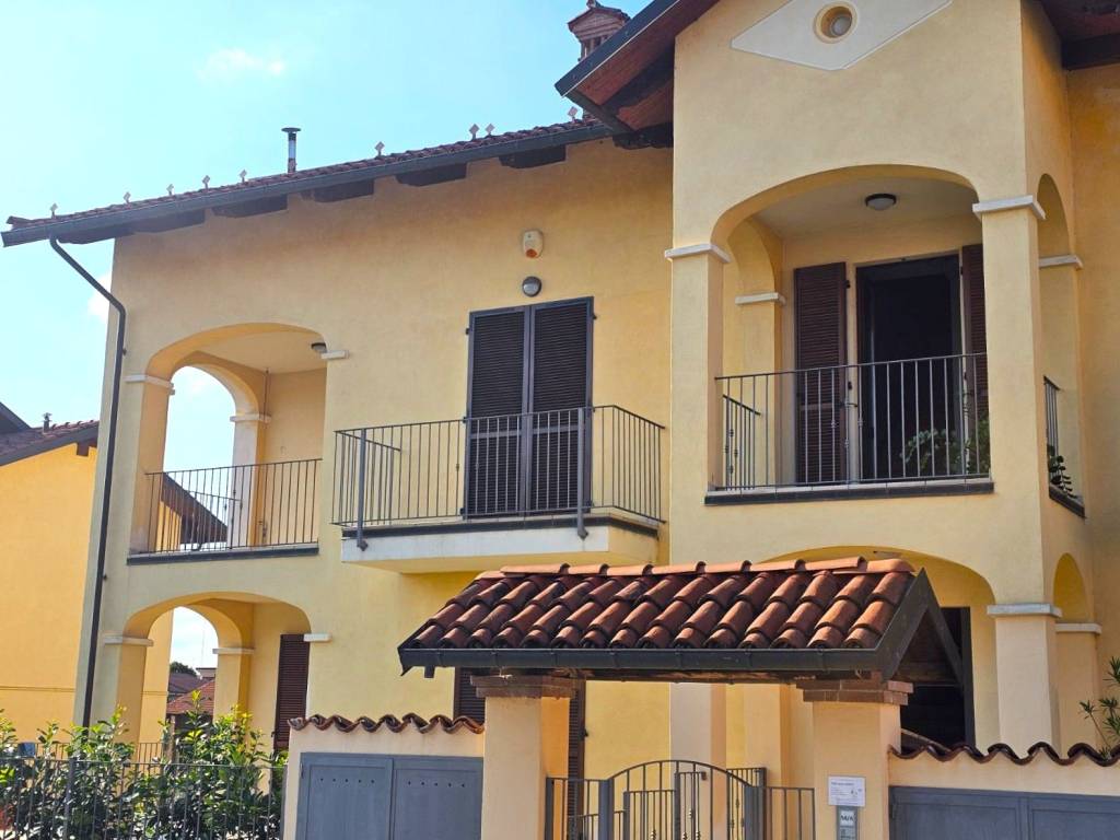 appartamento in vendita a Trinità