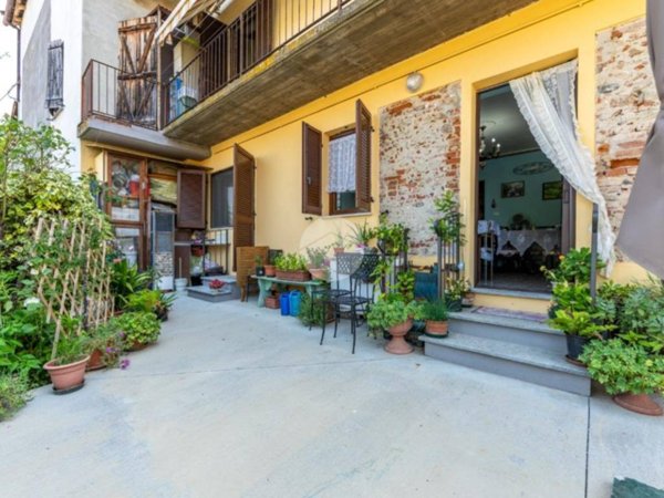 casa indipendente in vendita a Trinità