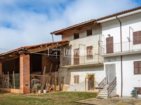 casale in vendita a Trinità