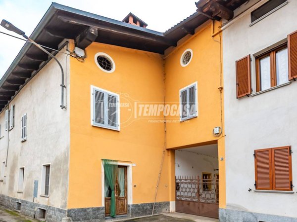 appartamento in vendita a Trinità