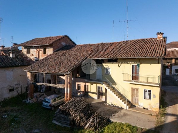 casa indipendente in vendita a Trinità