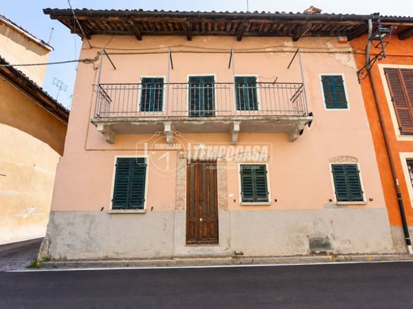 casa indipendente in vendita a Trinità