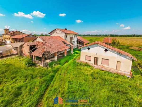casale in vendita a Trinità