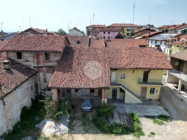 casa indipendente in vendita a Trinità