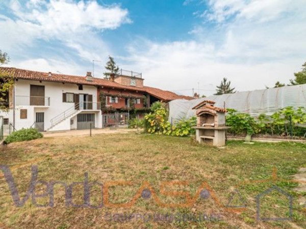 casa indipendente in vendita a Trinità