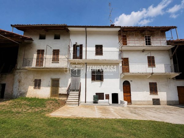 casa indipendente in vendita a Trinità