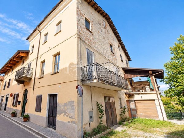 casa indipendente in vendita a Trinità