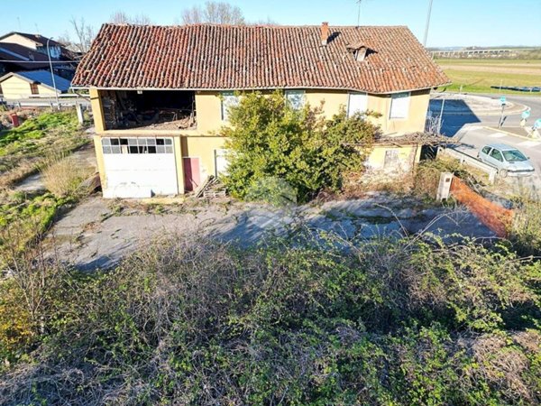 casale in vendita a Trinità