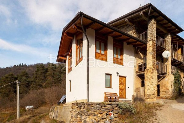 casa indipendente in vendita a Valgrana