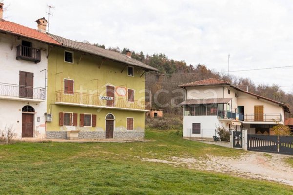 casa indipendente in vendita a Valgrana