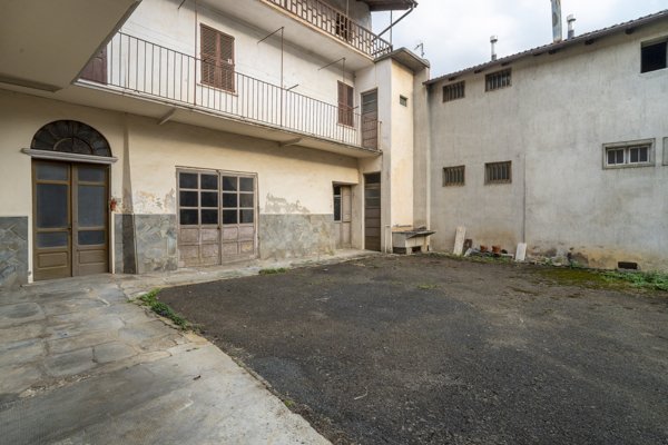 casa indipendente in vendita a Valgrana