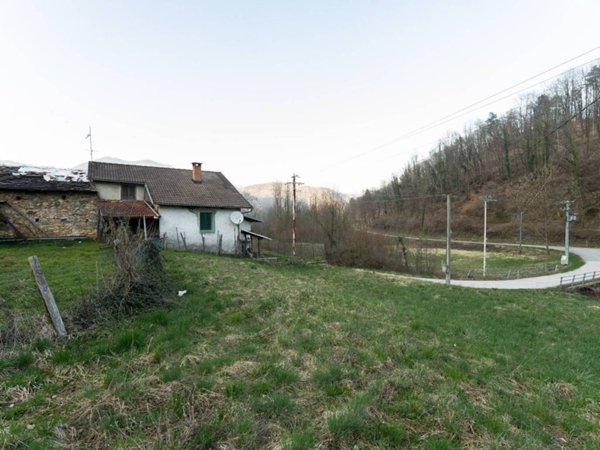 casa indipendente in vendita a Valgrana