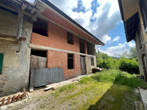 mansarda in vendita a Valloriate