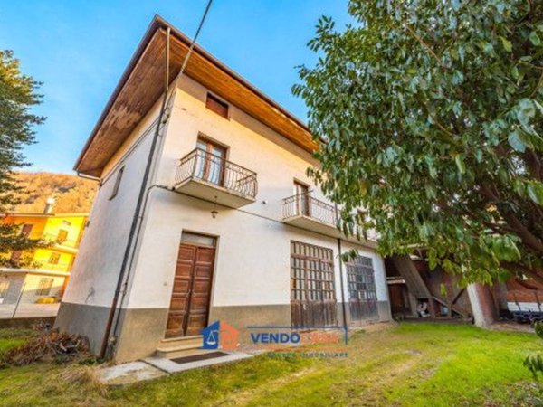 casa indipendente in vendita a Venasca
