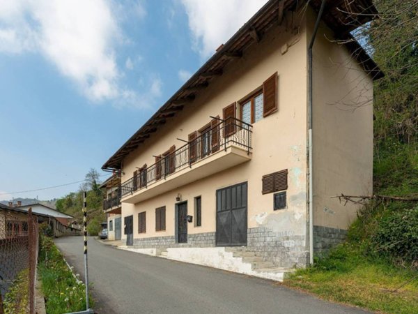 casa indipendente in vendita a Venasca