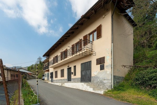 casa indipendente in vendita a Venasca