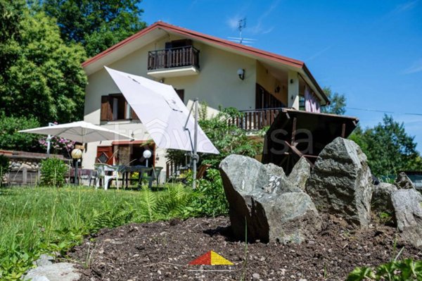 casa indipendente in vendita a Venasca