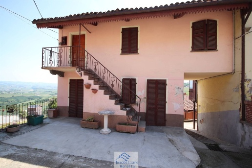 casa indipendente in vendita a Verduno