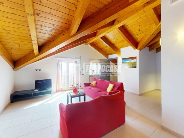 casa indipendente in vendita a Verduno