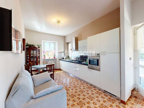 casa indipendente in vendita a Verduno