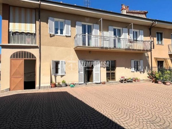 casa indipendente in vendita a Verduno