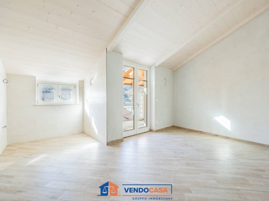 appartamento in vendita a Vernante