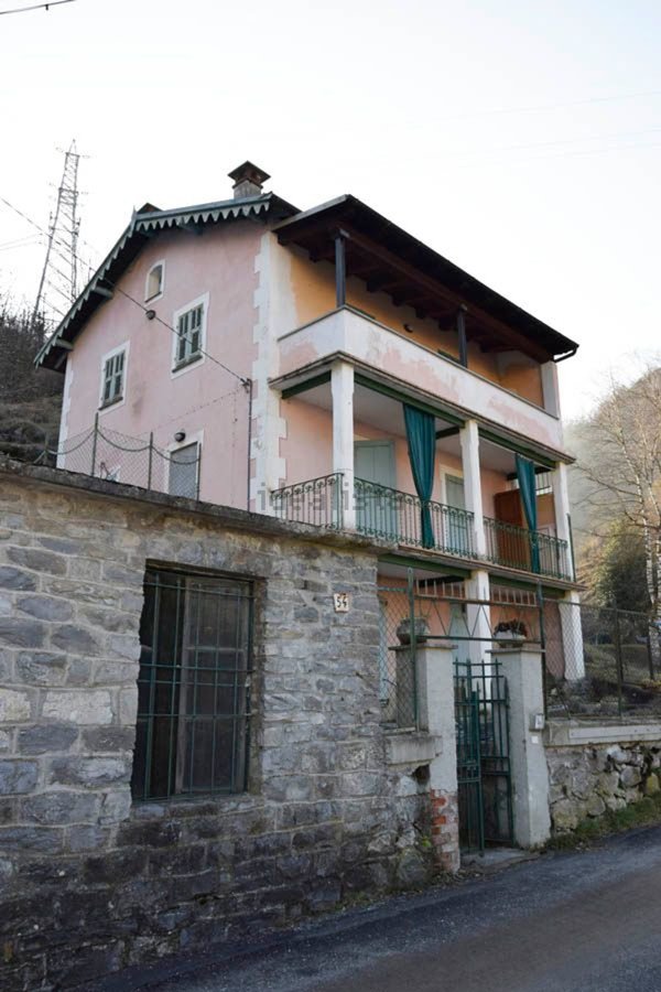 casa indipendente in vendita a Vernante