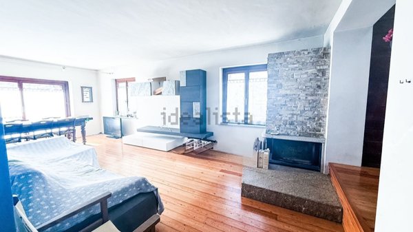 casa indipendente in vendita a Vernante