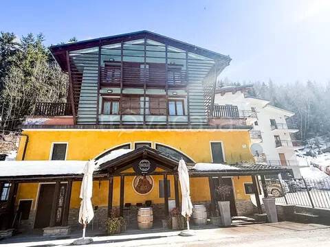 casa indipendente in vendita a Vernante