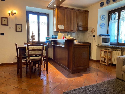 casa indipendente in vendita a Vernante