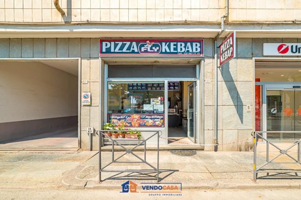 locale commerciale in vendita a Verzuolo