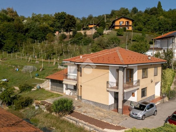 casa indipendente in vendita a Verzuolo