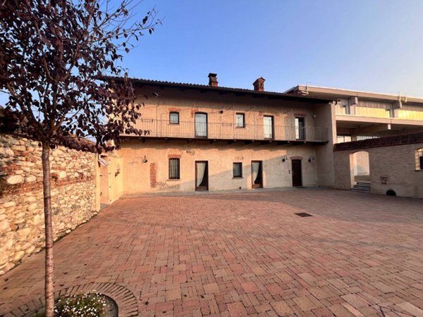 casa indipendente in vendita a Verzuolo in zona Falicetto