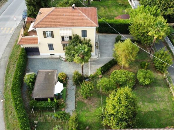 casa indipendente in vendita a Verzuolo